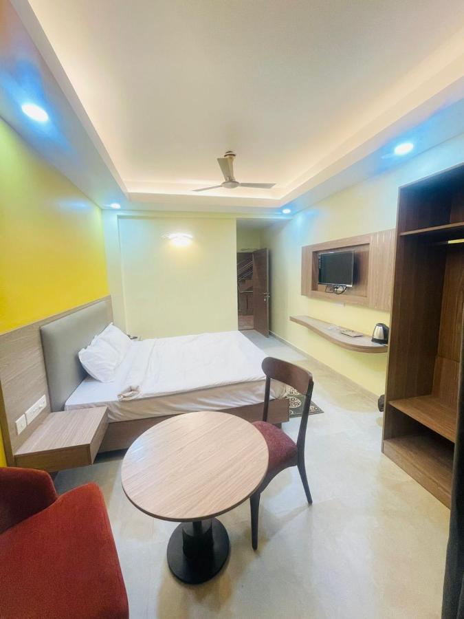 Royal Beach International Пури Екстериор снимка